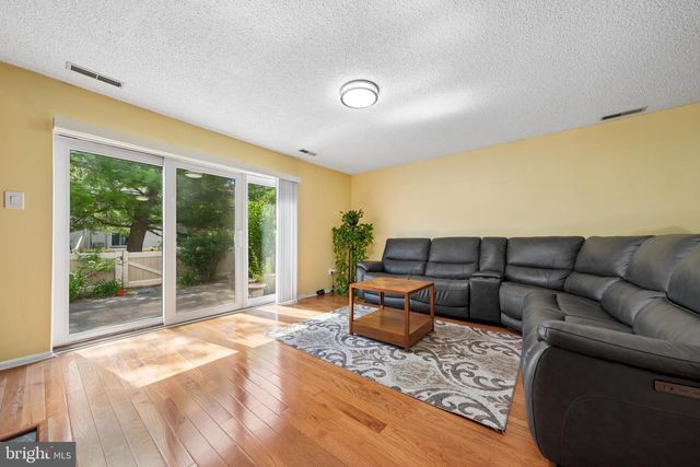 90 TENNYSON DRIVE, Plainsboro, NJ 08536