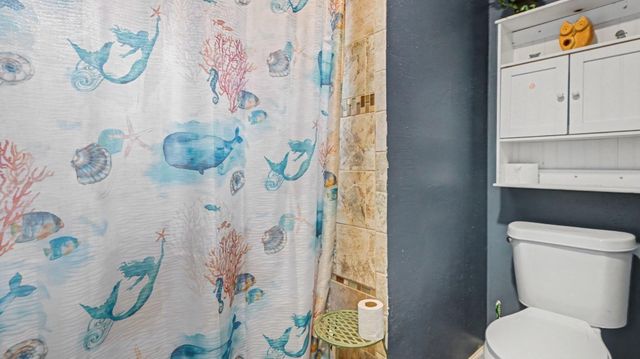 2170 Pilgrims Point Drive, Friendswood, TX 77546