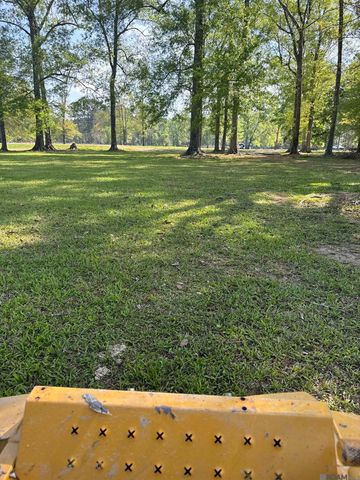 30431 Greenwell Springs Rd, Greenwell Springs, LA 70739