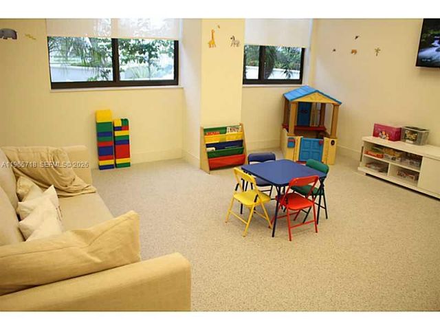 999 SW 1st Ave 2106, Miami, FL 33130