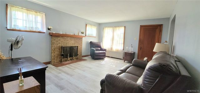 323 Portage Road, Niagara Falls, NY 14303
