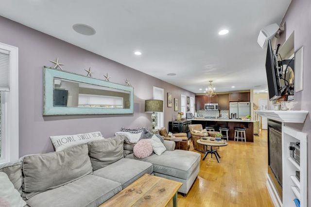 304 Red Brook Road, Mashpee, MA 02649