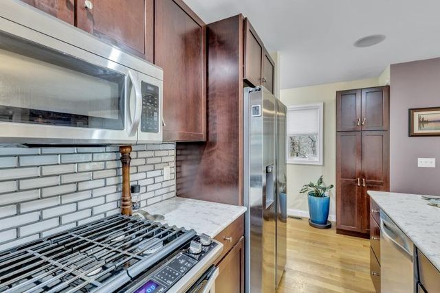 304 Red Brook Road, Mashpee, MA 02649