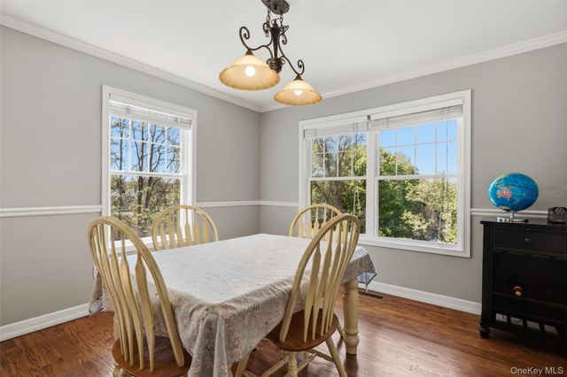 24 Bedford Avenue, Bedford Hills, NY 10507