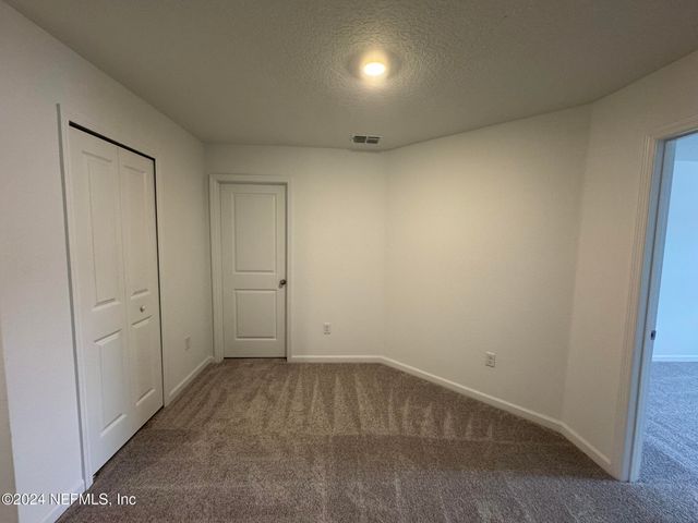 1688 GARDEN GROVE Court, Jacksonville, FL 32211