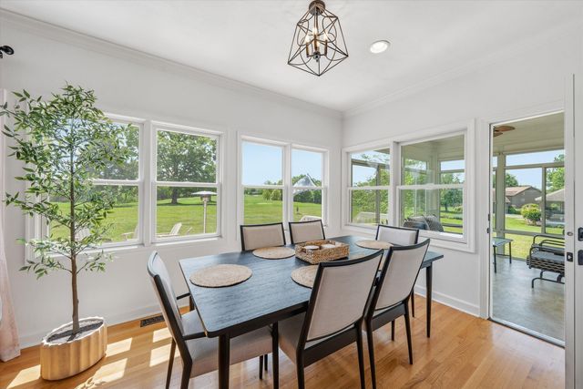 104 Pointe O Woods DR, Huddleston, VA 24104
