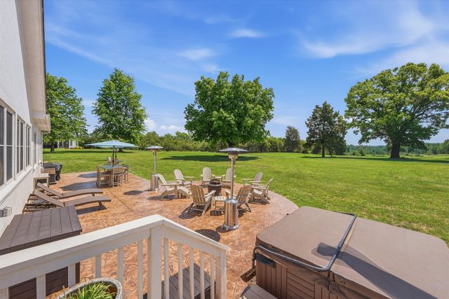 104 Pointe O Woods DR, Huddleston, VA 24104