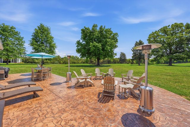 104 Pointe O Woods DR, Huddleston, VA 24104