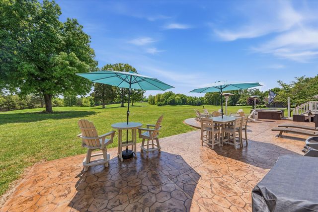 104 Pointe O Woods DR, Huddleston, VA 24104