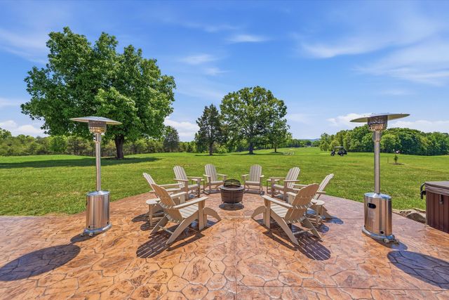 104 Pointe O Woods DR, Huddleston, VA 24104