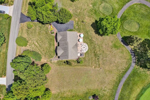 104 Pointe O Woods DR, Huddleston, VA 24104