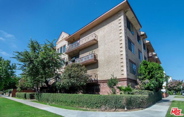1101 Rexford Drive 302, Los Angeles, CA 90035