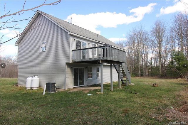 1123 Briggs Highway, Ellenville, NY 12428