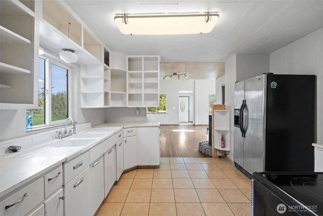 40 Fish Hatchery Road, Sequim, WA 98382
