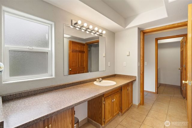 40 Fish Hatchery Road, Sequim, WA 98382