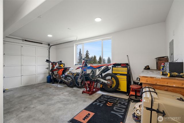 40 Fish Hatchery Road, Sequim, WA 98382