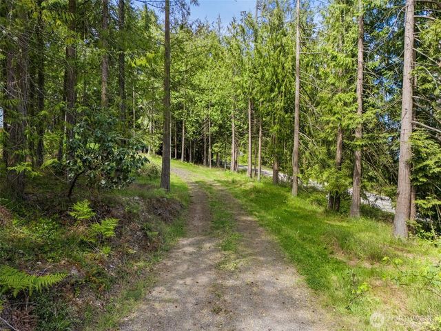 40 Fish Hatchery Road, Sequim, WA 98382