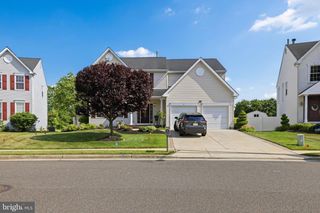 17 PADDOCK RD, Marlton, NJ 08053