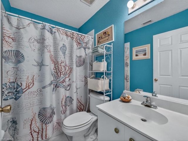 6890 Huntington Lakes CIR 203, Naples, FL 34119