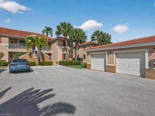 6890 Huntington Lakes CIR 203, Naples, FL 34119