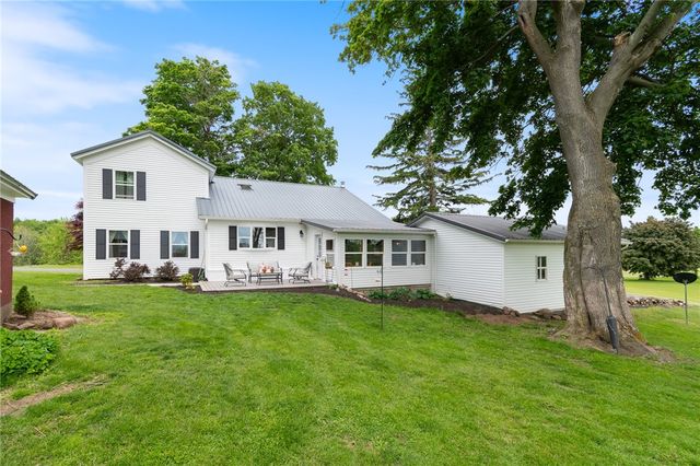 8145 Dutch Street Road, Huron, NY 14590