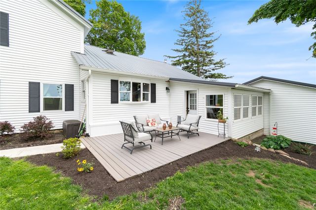 8145 Dutch Street Road, Huron, NY 14590