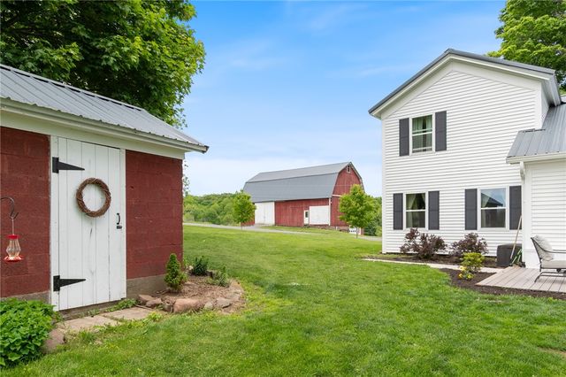 8145 Dutch Street Road, Huron, NY 14590