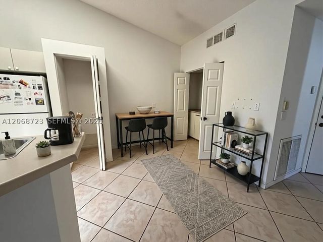 18440 Via Di Sorrento, Boca Raton, FL 33496
