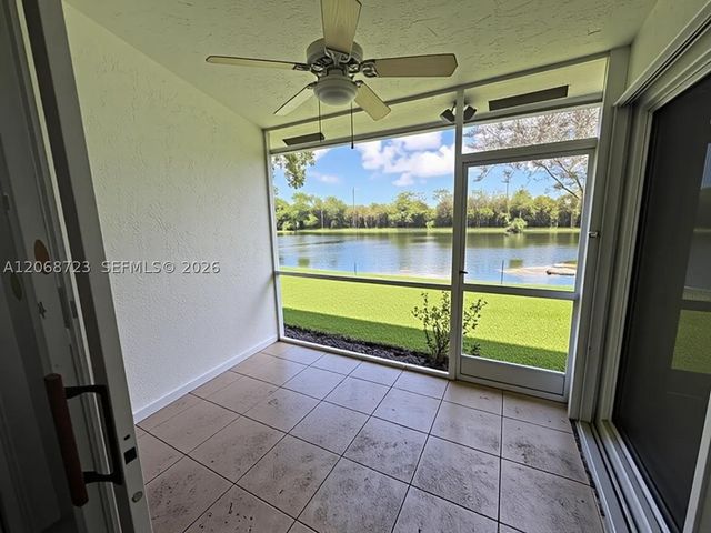 18440 Via Di Sorrento, Boca Raton, FL 33496