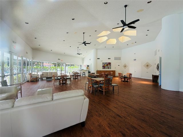 18440 Via Di Sorrento, Boca Raton, FL 33496