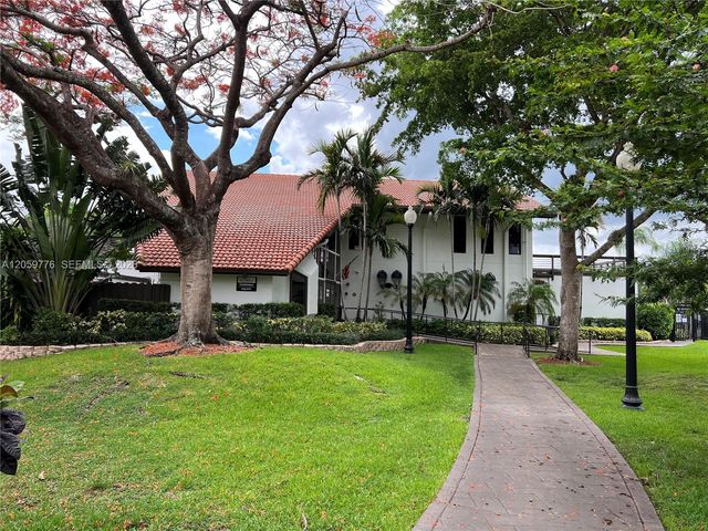 958 Mockingbird Lane 508, Plantation, FL 33324