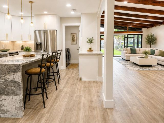 958 Mockingbird Lane 508, Plantation, FL 33324