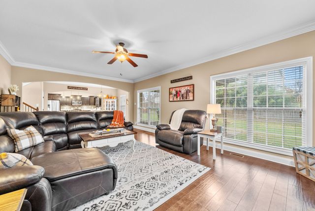 2508 Old Timber Ct, Clarksville, TN 37042