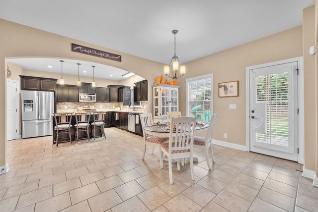 2508 Old Timber Ct, Clarksville, TN 37042