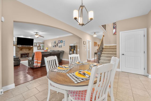 2508 Old Timber Ct, Clarksville, TN 37042