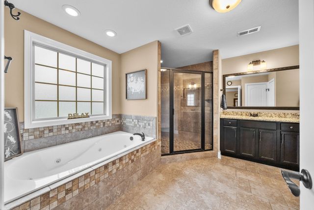 2508 Old Timber Ct, Clarksville, TN 37042