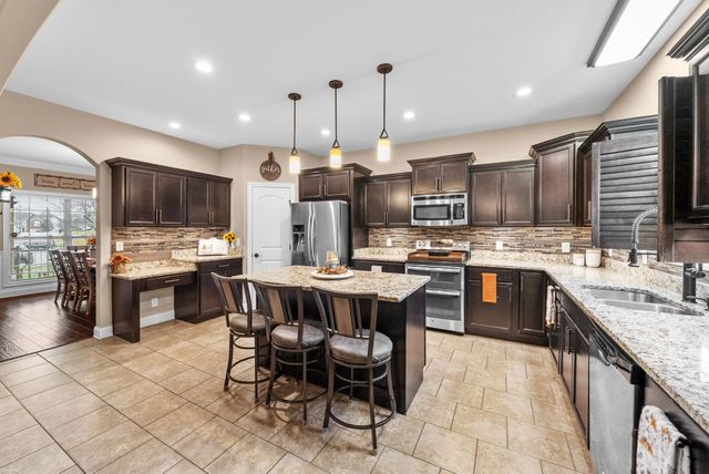 2508 Old Timber Ct, Clarksville, TN 37042