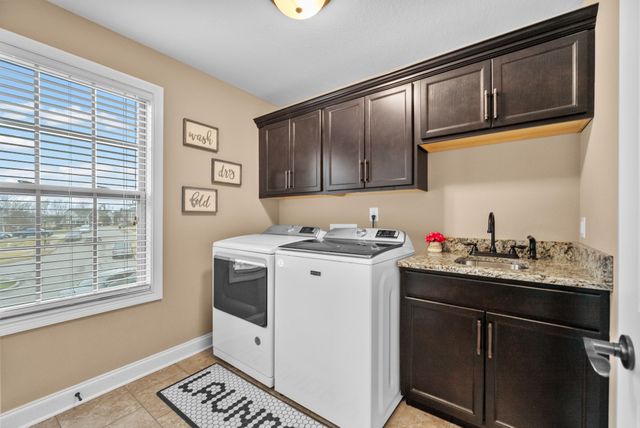 2508 Old Timber Ct, Clarksville, TN 37042