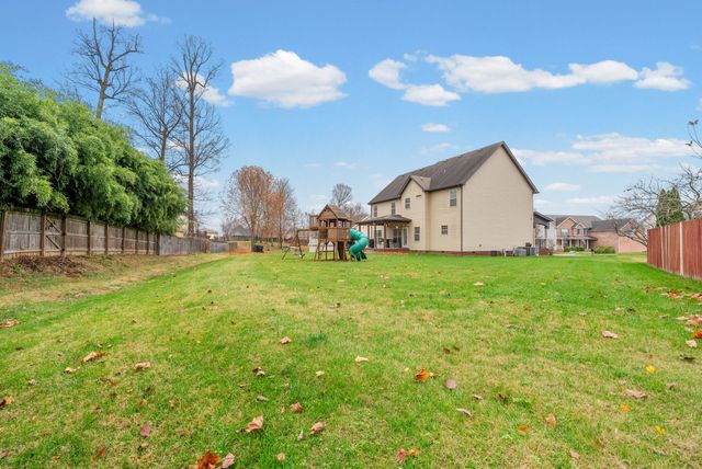 2508 Old Timber Ct, Clarksville, TN 37042