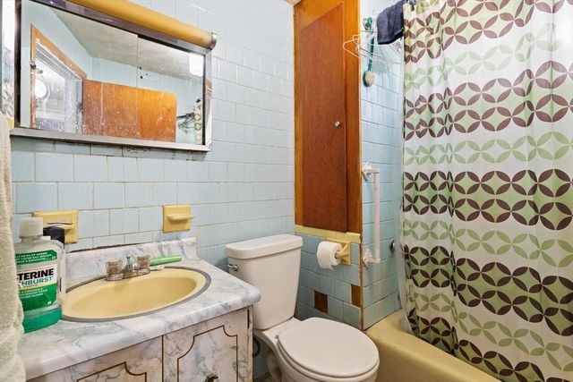 31 Sharon St., Medford, MA 02155