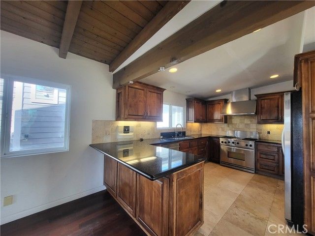 1306 Corona, Hermosa Beach, CA 90254