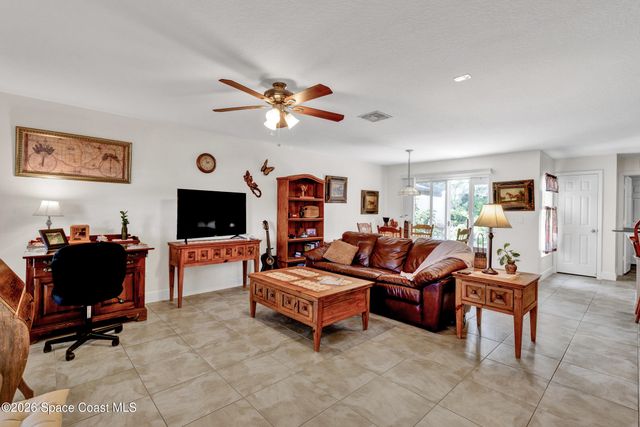 1660 Pointe W Way, Vero Beach, FL 32966