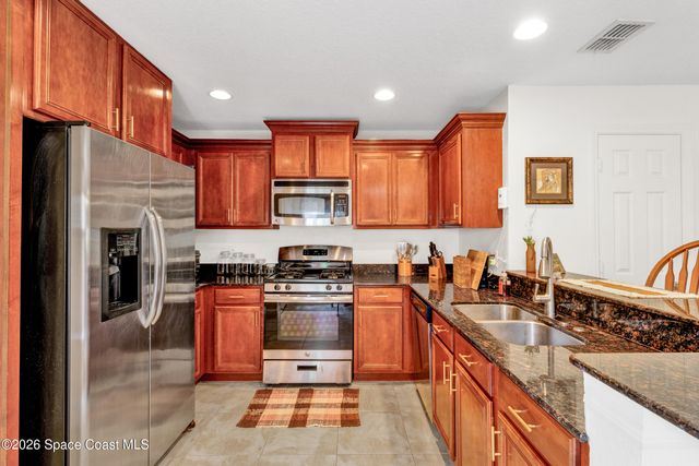 1660 Pointe W Way, Vero Beach, FL 32966