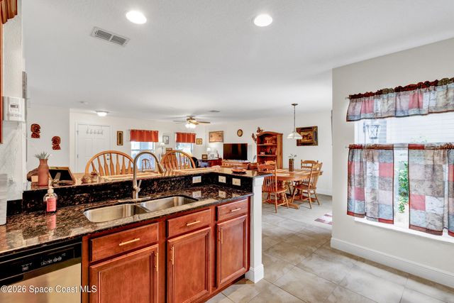 1660 Pointe W Way, Vero Beach, FL 32966