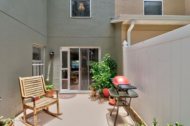1660 Pointe W Way, Vero Beach, FL 32966