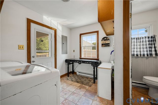 100 N Grove Ave, Highland Springs, VA 23075