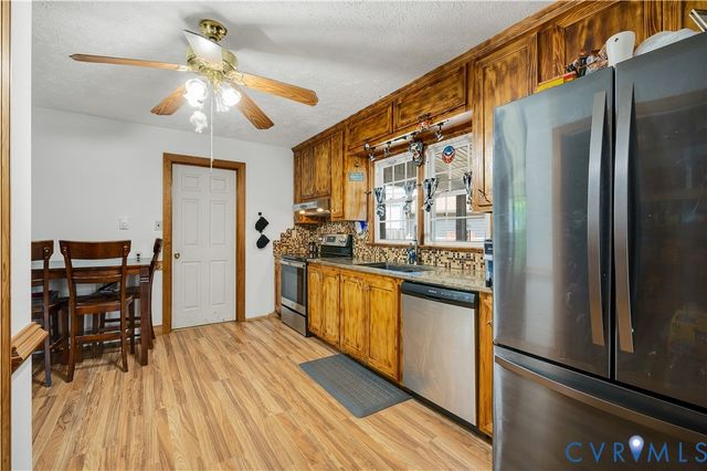 100 N Grove Ave, Highland Springs, VA 23075