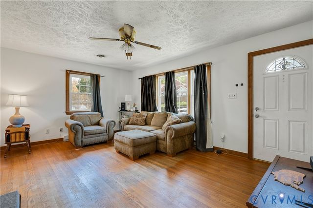 100 N Grove Ave, Highland Springs, VA 23075