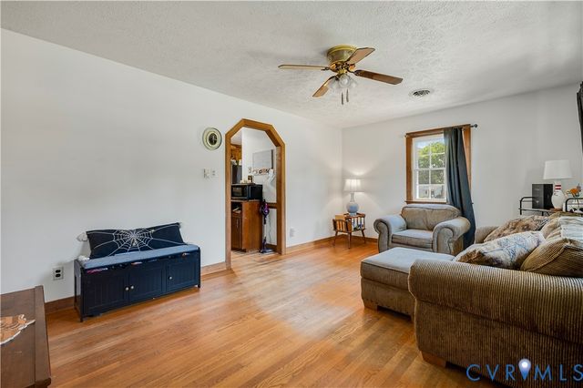 100 N Grove Ave, Highland Springs, VA 23075