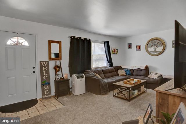 20 SURREY DRIVE, Chambersburg, PA 17201